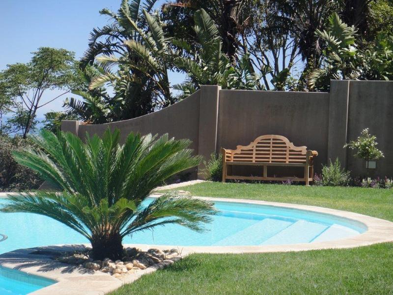 To Let 4 Bedroom Property for Rent in Llandudno Western Cape